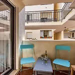 Modern Comfort *