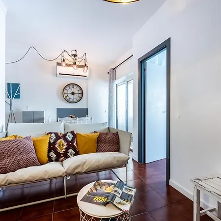 Modern Comfort * Alvor